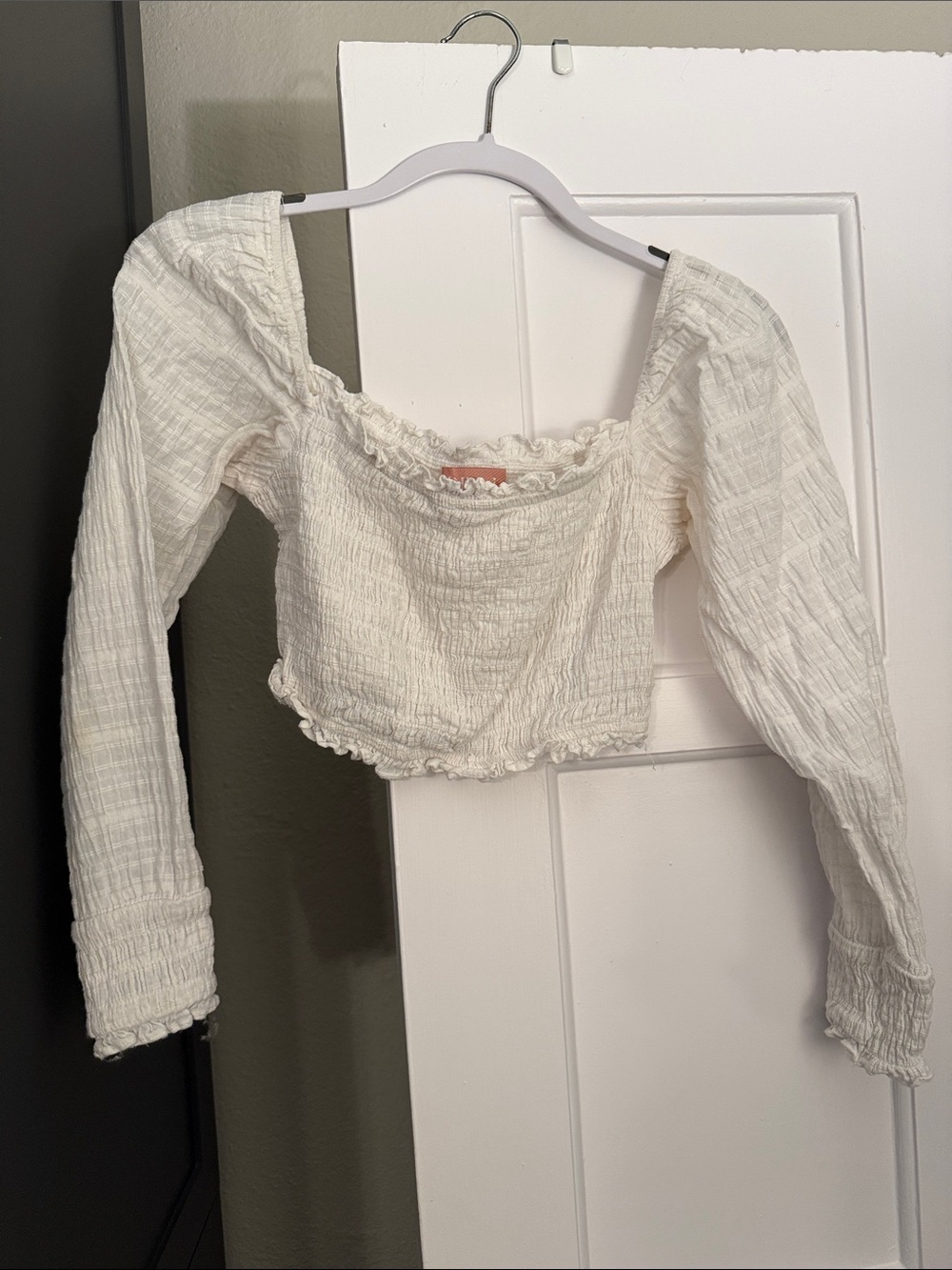 Women's White Smocked Long-Sleeve Crop Top